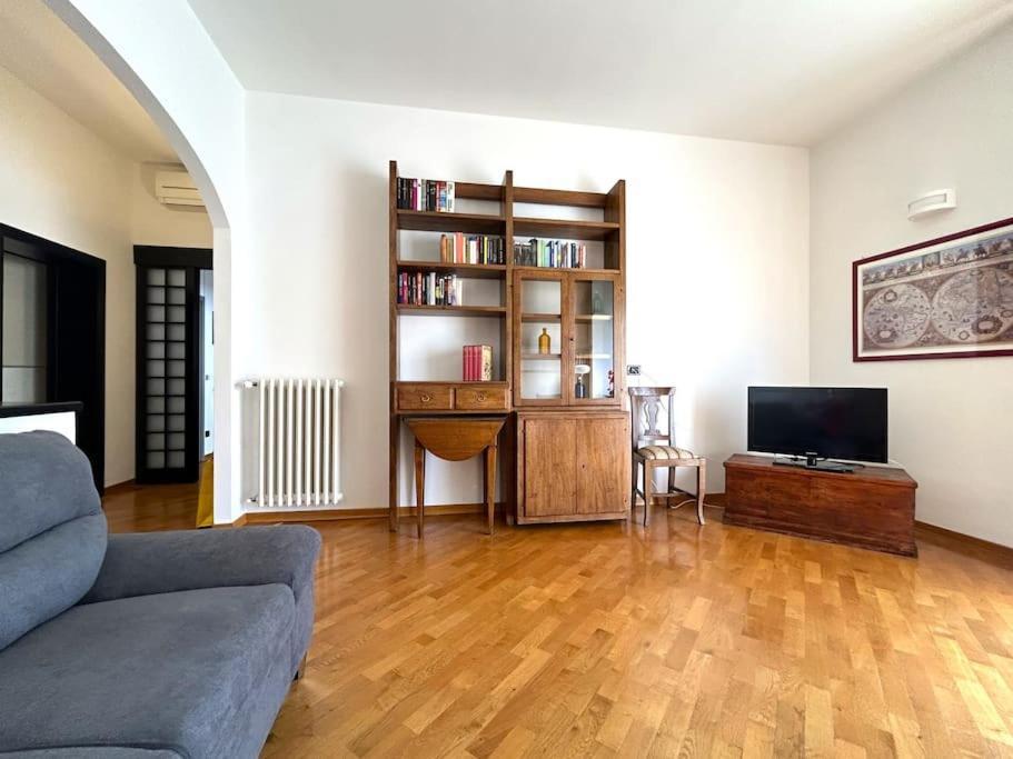 Apartamento Il Fiorino Di Careggi Florencia Exterior foto